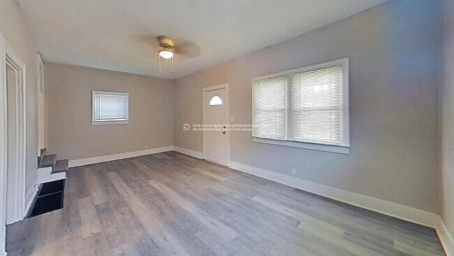 Photo - 1138 Lillian Ave