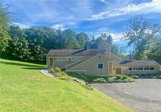 Photo - 1 Sunset Hill Rd