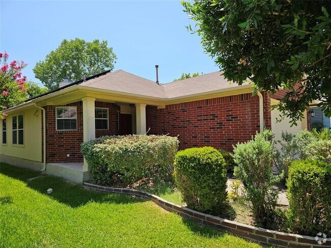 Building Photo - 5605 Bentsen Ln Rental