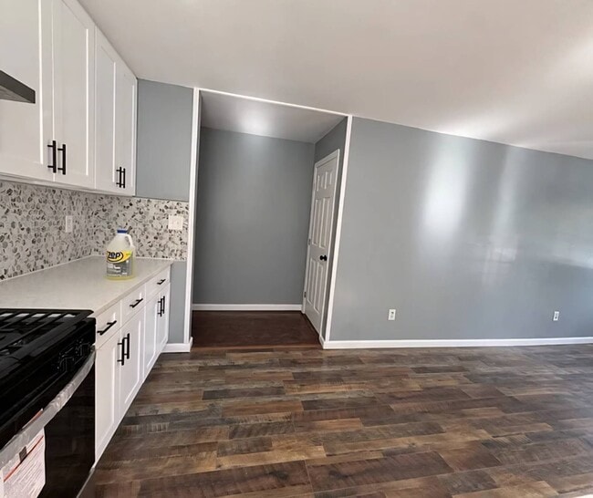 Photo - 4299 Kepler Ave