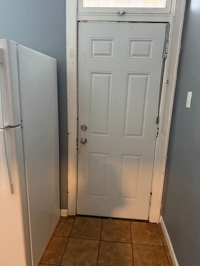 Photo - 3863 Meramec St Unit B