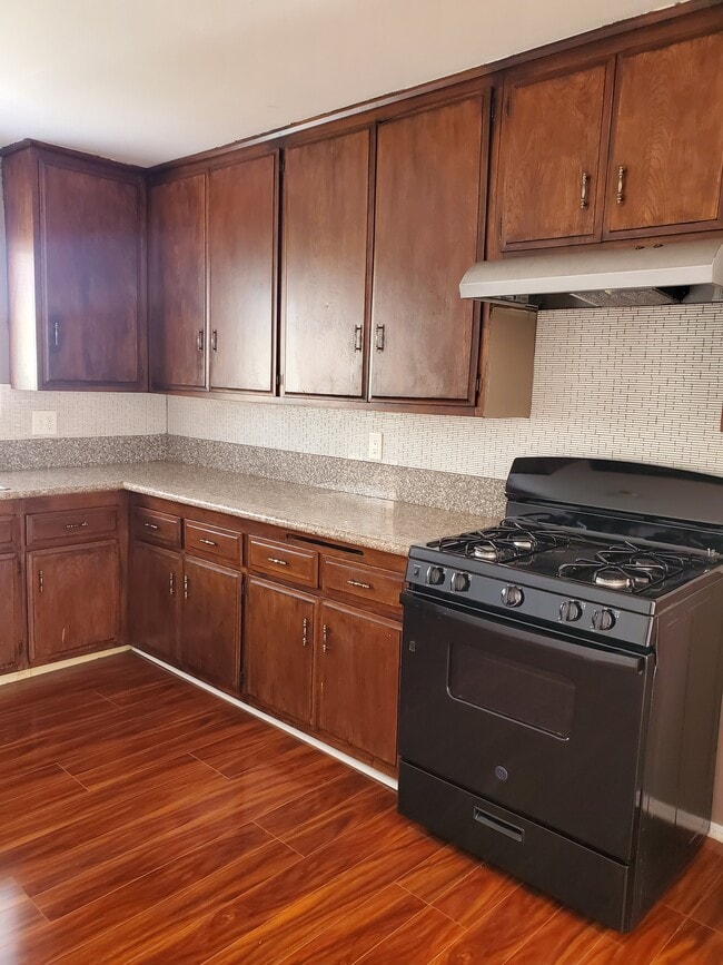Photo - 2112 Manhattan Beach Blvd Unit D