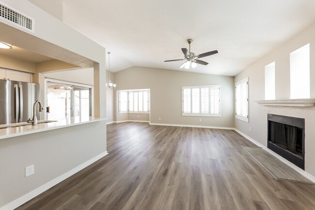 Photo - 8810 W Grovers Ave
