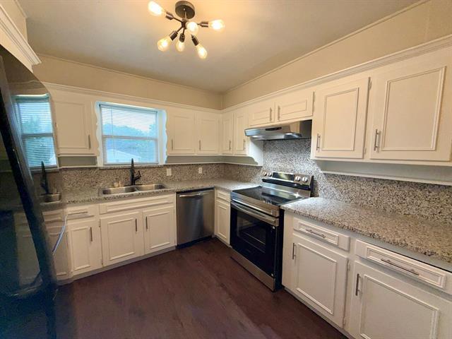 Photo - 901 Gregory Ave