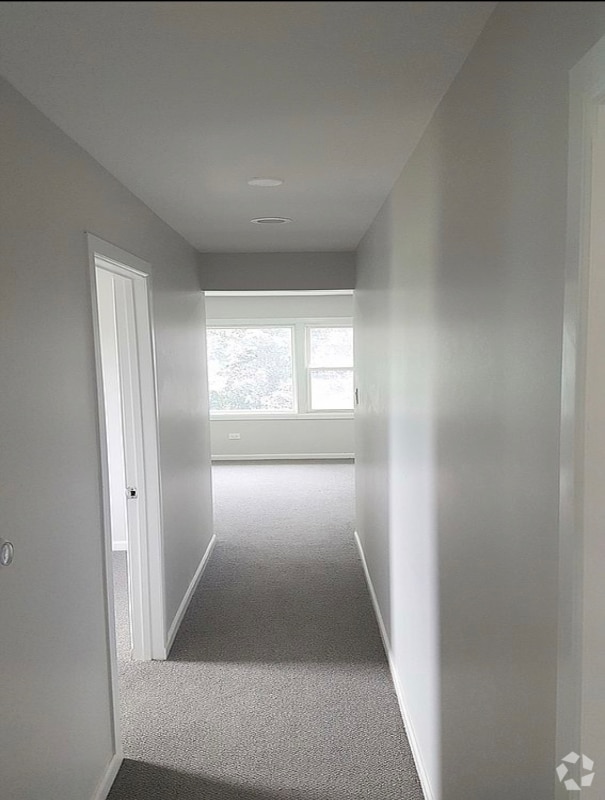 Building Photo - 1021 S 16th Ave Unit 2 Rental