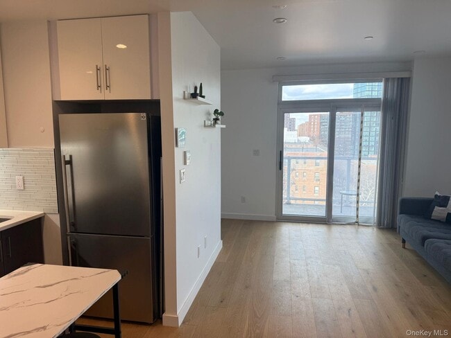 Building Photo - 97-29 64th Rd