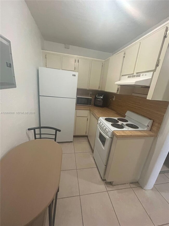 Photo - 6950 Miami Gardens Dr Unit 2-117A