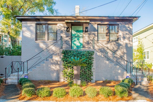 Photo - Renovated 1 bedroom apartment Unit B