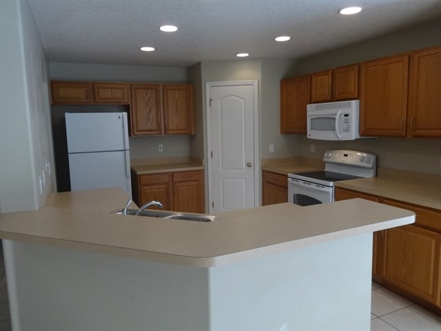 Photo - 136 Sura Blvd