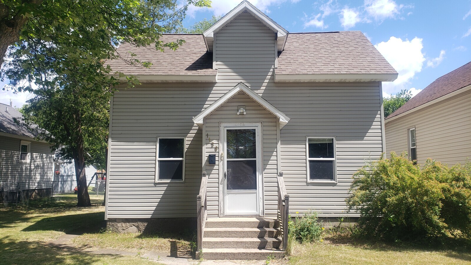 Photo - 1517 Logan Ave