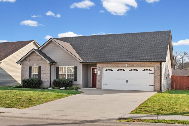 Building Photo - 129 Ambridge St