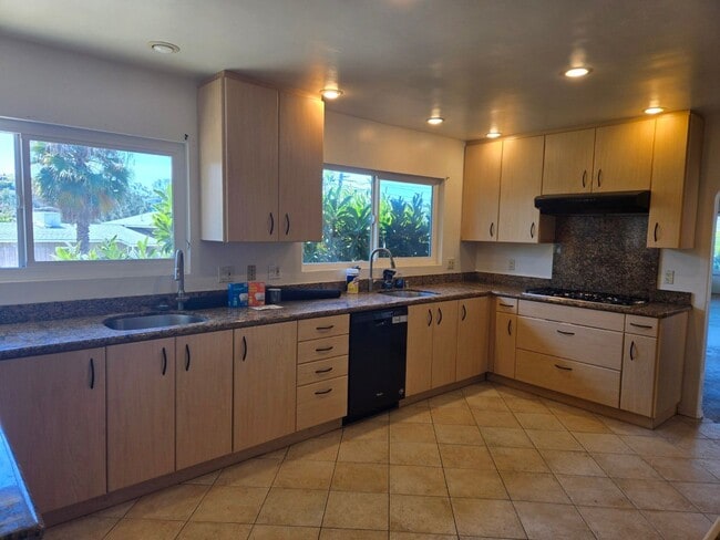 Photo - 5310 Prosperity Ln