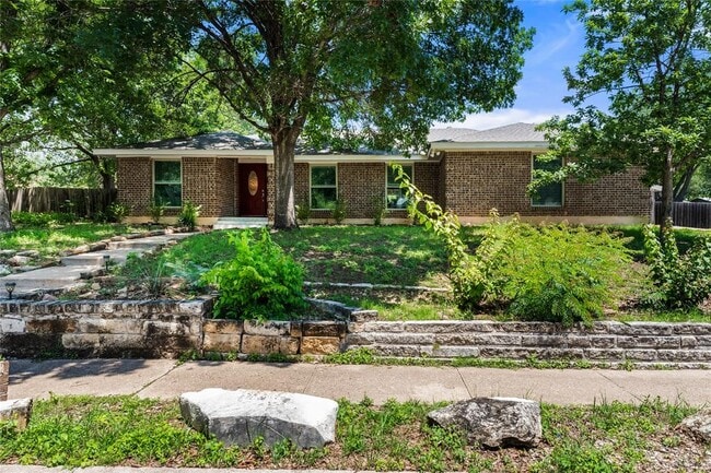 Photo - 2408 Shiloh Dr