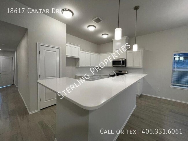 Photo - 18617 Cantar Dr