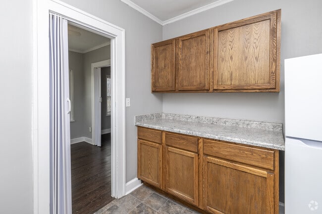 Studio - 306SF - Kitchen - Ingersoll Park Studio Apartments 3607