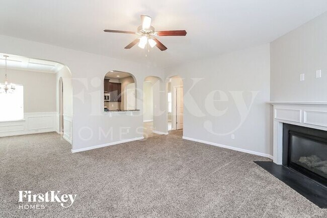 Photo - 7807 Wrotham Cir