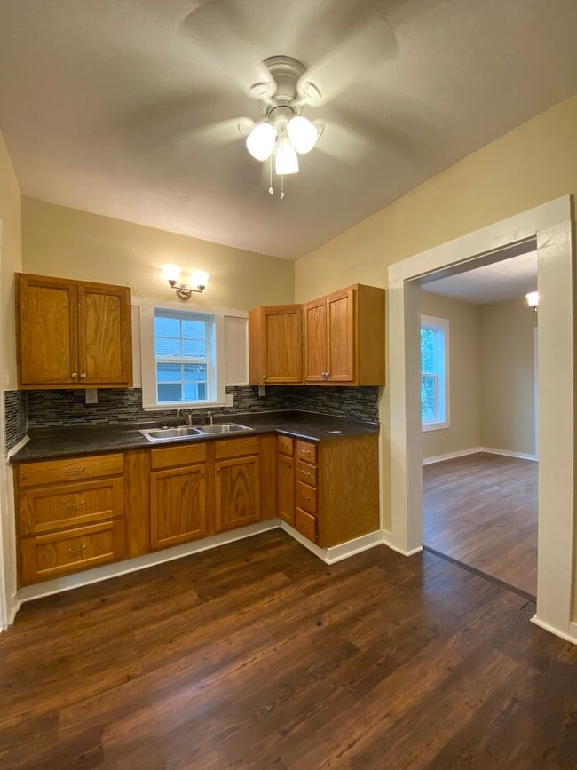 Photo - Temple Beauty 3 Bed 1.5 Bath