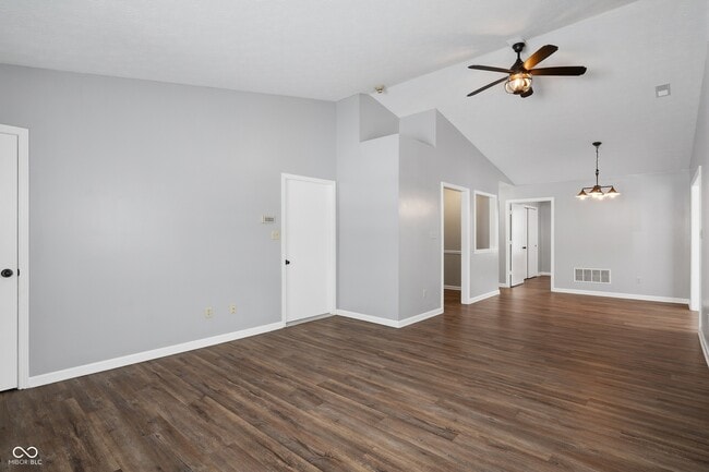 Photo - 6643 S New Jersey St