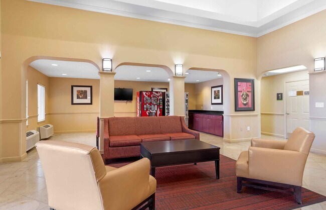 Furnished Studio-Houston - Katy Freeway - Energy Corridor