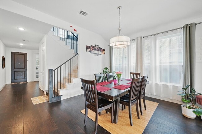 Photo - 5821 Liberty Hill Dr