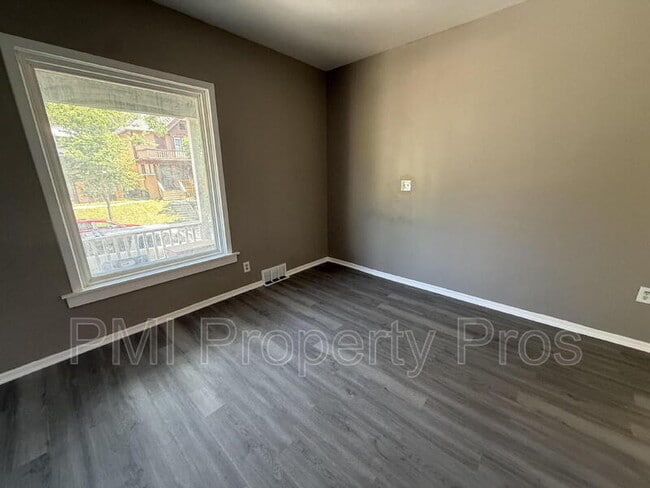 Photo - 1943 N 38th St
