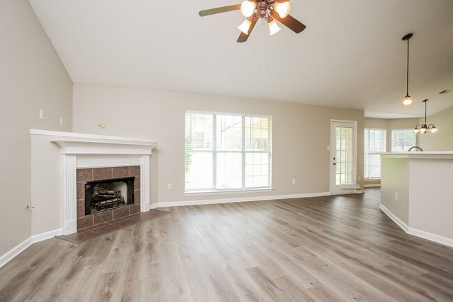Photo - 1657 Madison Cove E