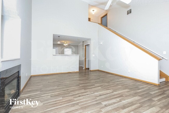 Photo - 9186 Drum Pl