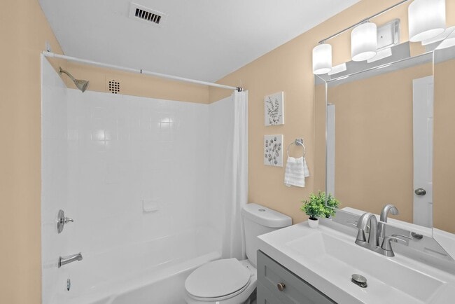 Photo - 3450 Toledo Terrace Unit 610