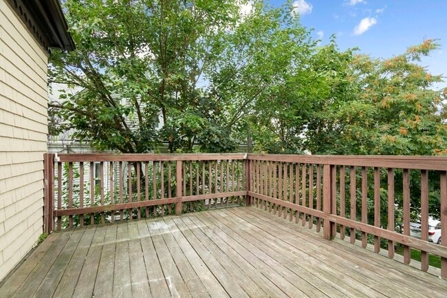 Photo - 86 Elm St Unit 2