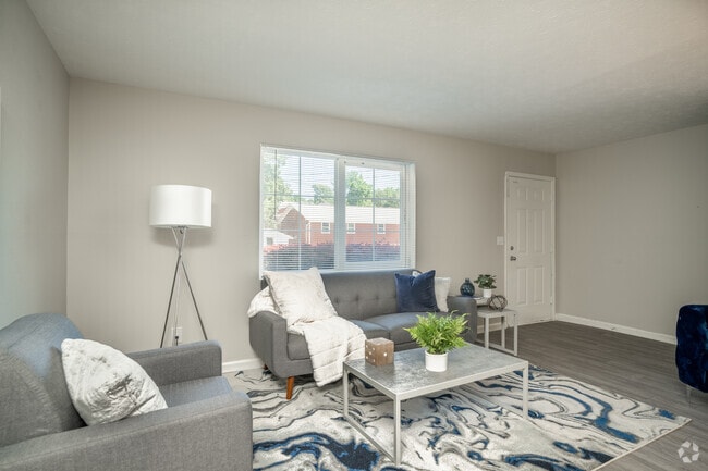 2BR, 1.5BA - 1,419SF - Living Room - Osborne Hills