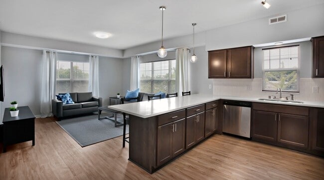 Photo - Grand and Finn Apartments