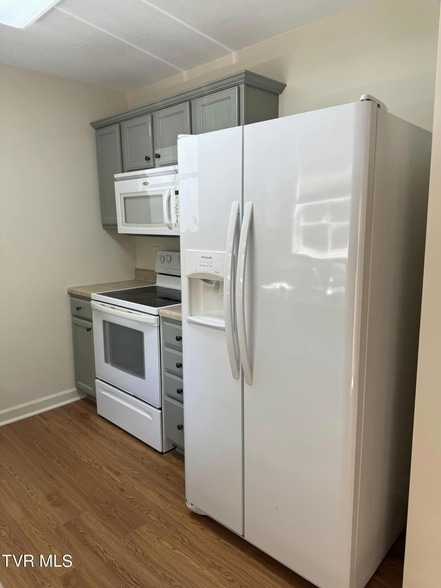 Photo - 617 Hazel St