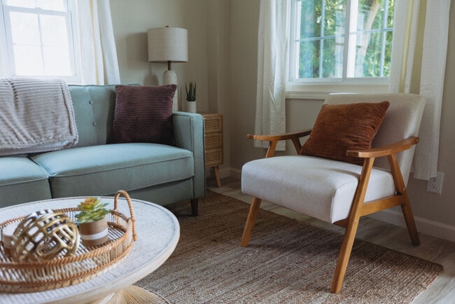 Building Photo - 308 Lamont St Unit ID1397970P