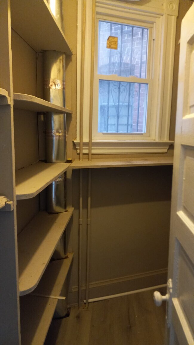 Photo - 519 Sanford Pl