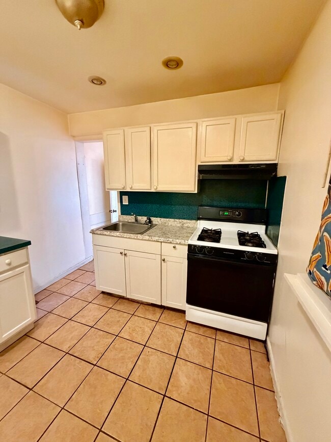 Photo - 1531 W Tucker St