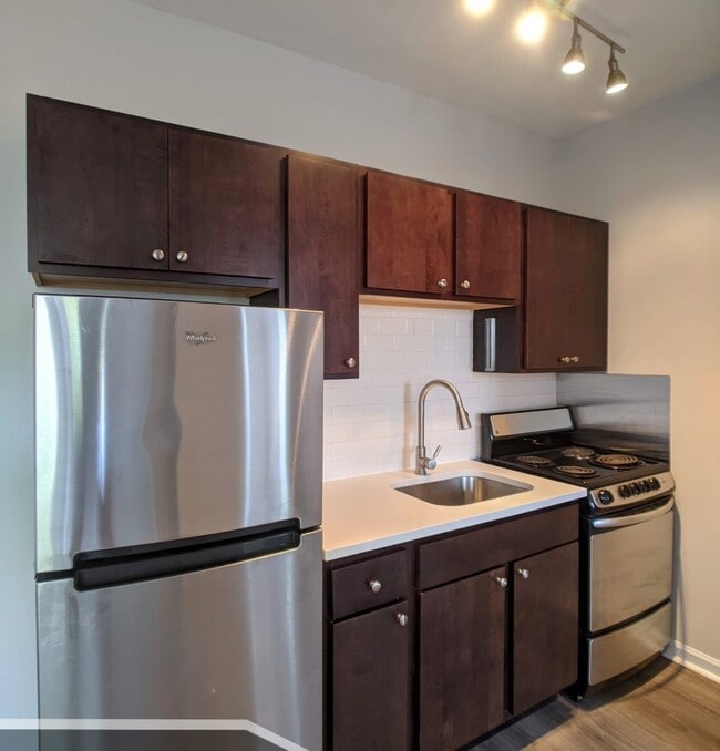 Photo - 1627 N Humboldt Blvd