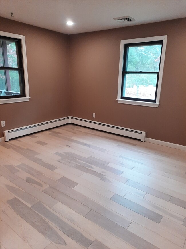 Photo - 633 Wareham St Unit 633 Wareham St. Plymouth