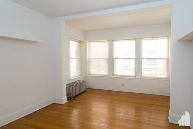 Photo - 5045 N Damen Ave Apartments Unit GDE