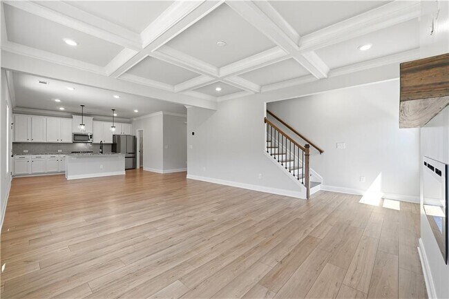 Photo - 176 Brant Cir
