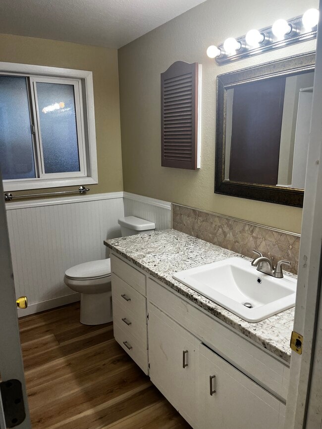 Photo - 1540 SW Fairview Ave