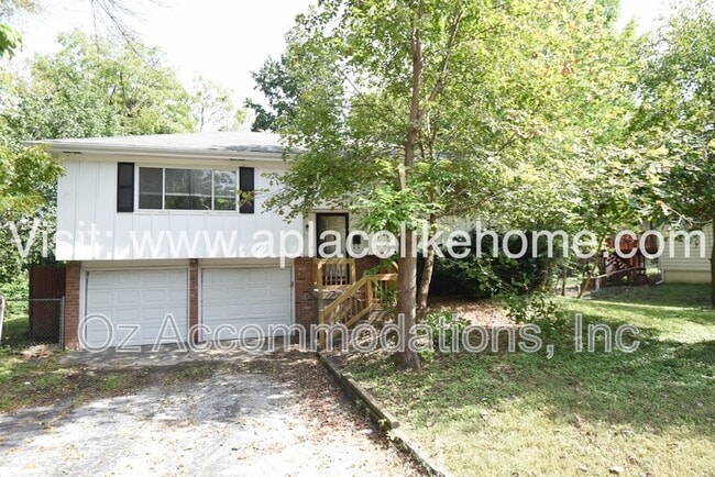 Photo - 5521 Perry Ln