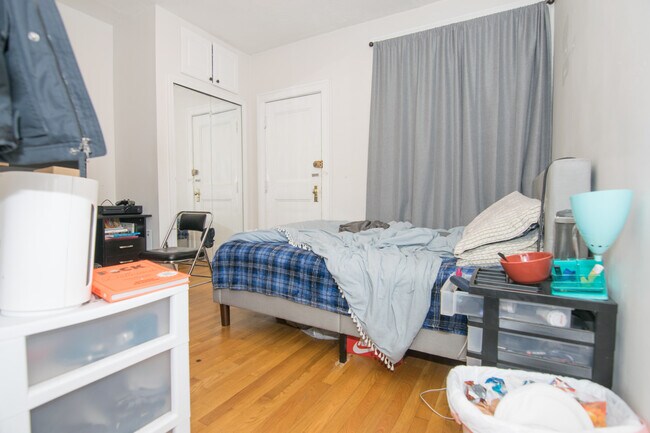 Photo - 61 Thatcher St Unit 2