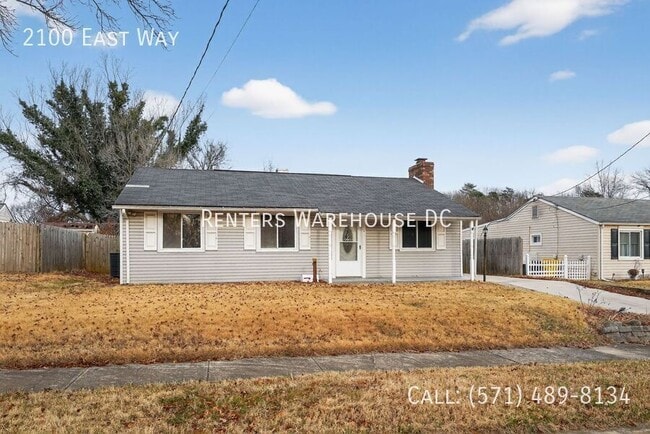 Photo - 2100 East Wy