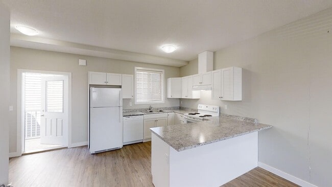 Photo - 9503-9112 112 Ave Unit 100A