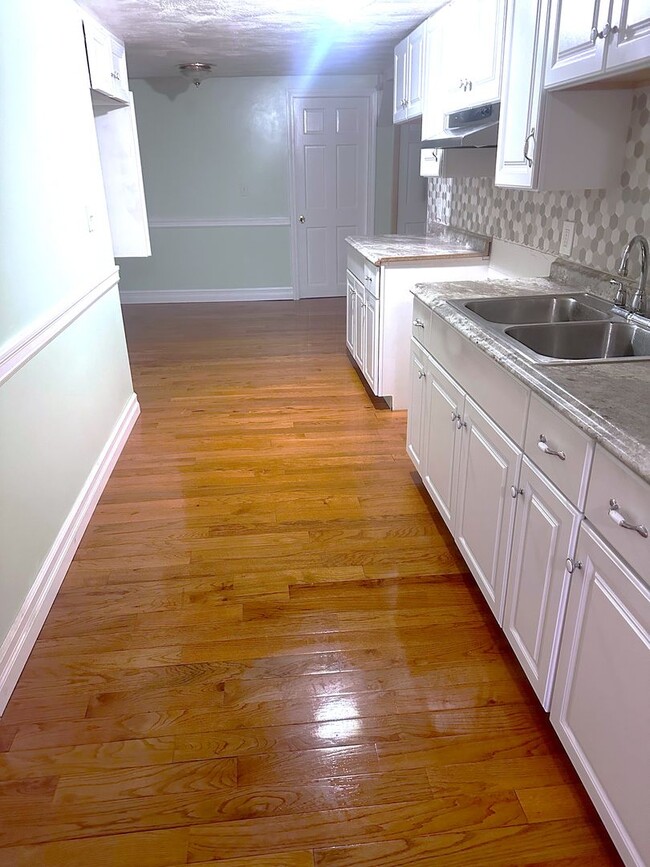 Photo - 1-7 Old Mendon Street Unidad 7C