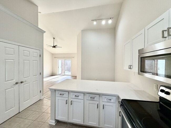Photo - Independence South Brick One Level Patio Home. UPDATED! Open Floor Plan, Clean, Pets Ok!