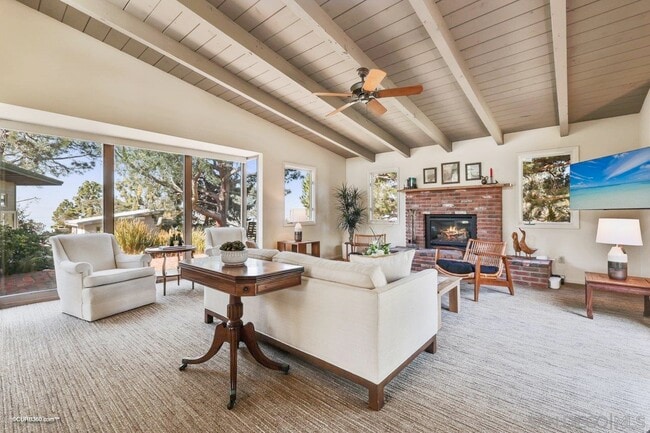 Photo - 417 Serpentine Dr