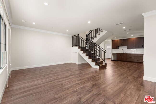 1153 Beachwood Dr Unidad 1