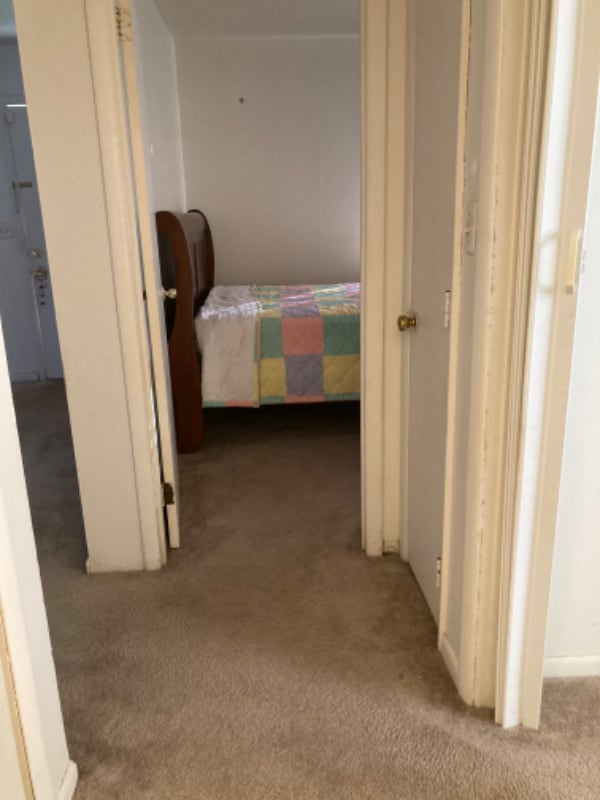 Photo - 5912 Owen St