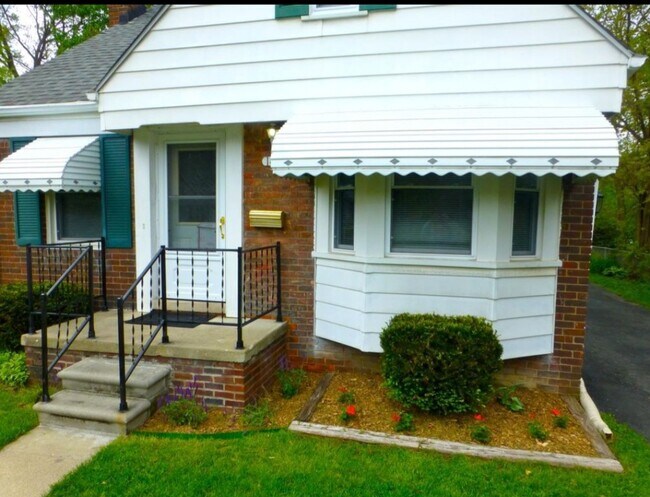 Photo - 1409 Gardenia Ave